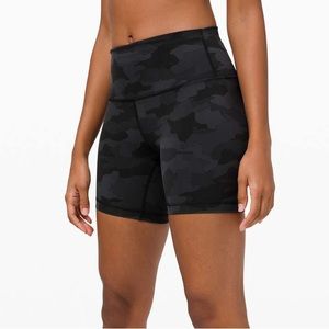 Lululemon bike shorts